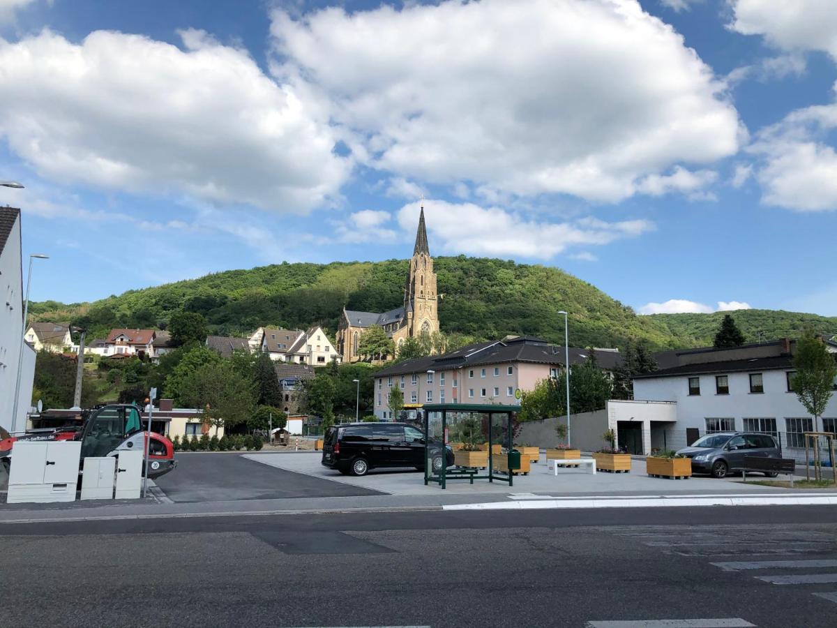 T&T Ferienwohnung Rheinbrohl Bagian luar foto