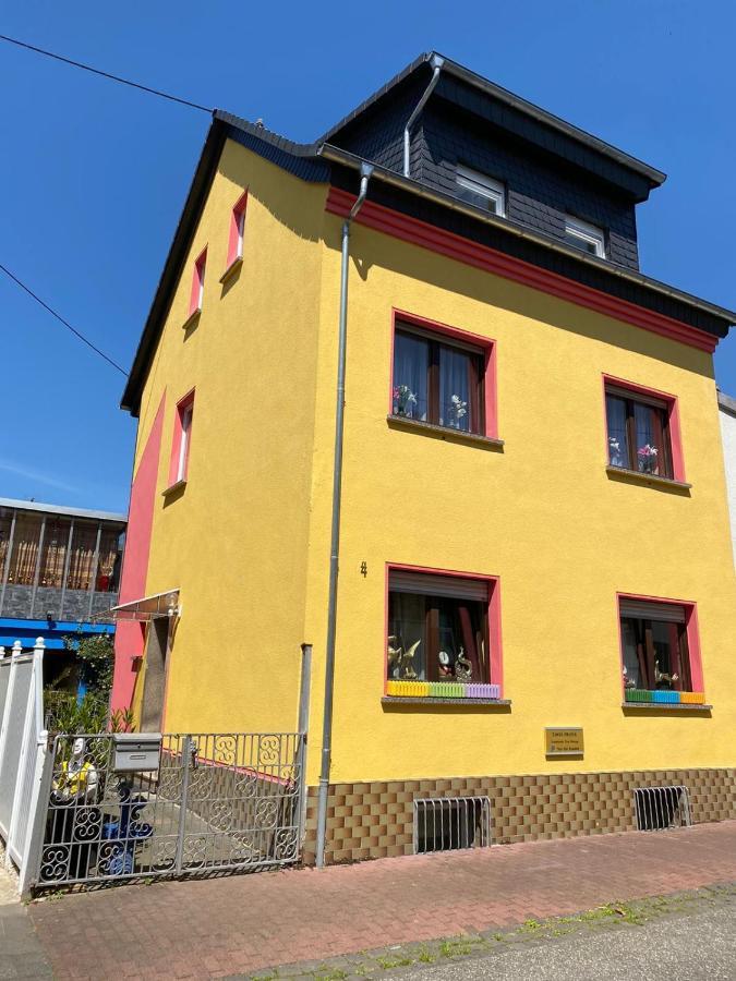 T&T Ferienwohnung Rheinbrohl Bagian luar foto