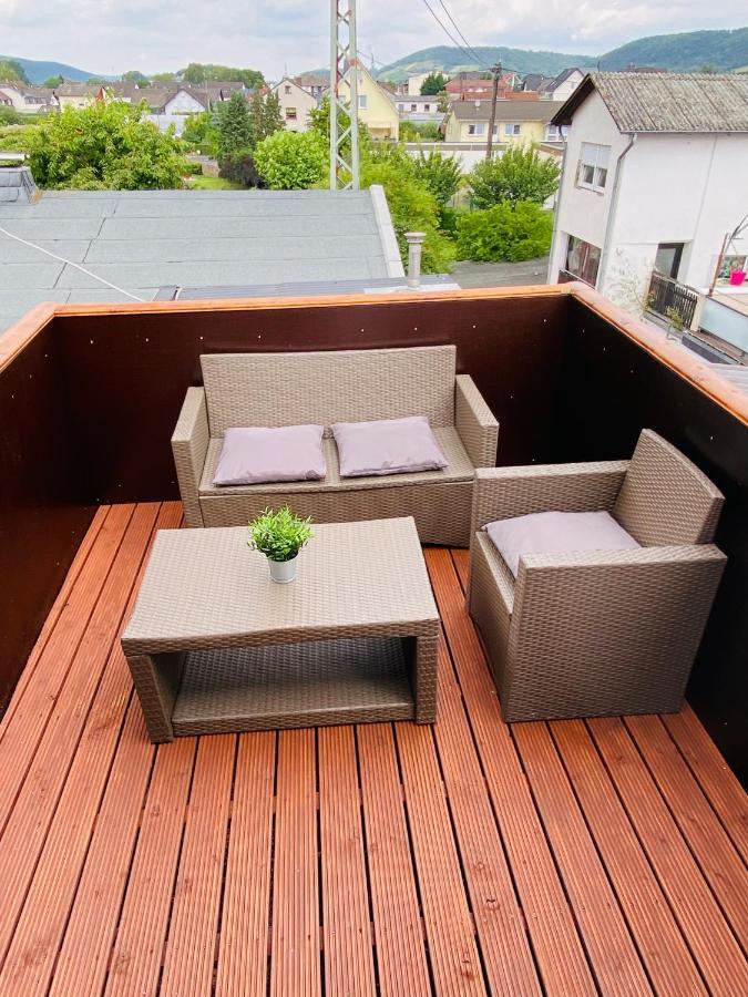 T&T Ferienwohnung Rheinbrohl Bagian luar foto